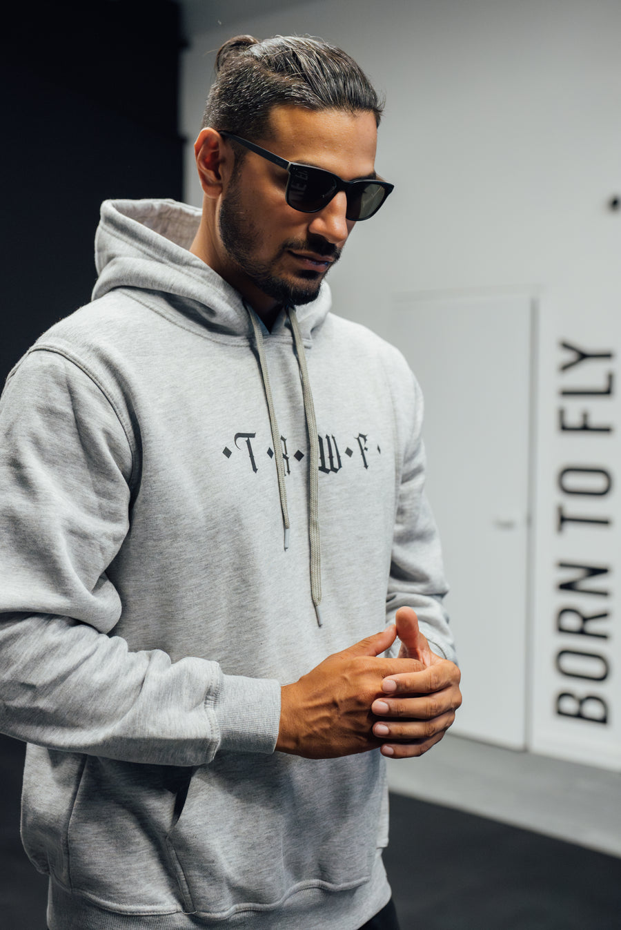 RA LIMITED EDIT001 | THE REVOLUTIONIST | HOODIE | GREY